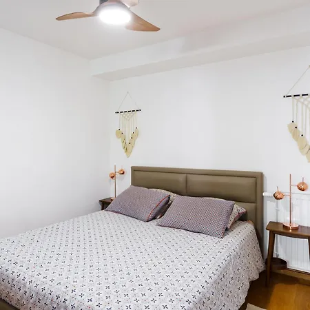 Bright And Airy 1bd Quartier De La Gare Appartamento *