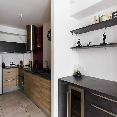 Bright And Airy 1bd Quartier De La Gare * Parigi